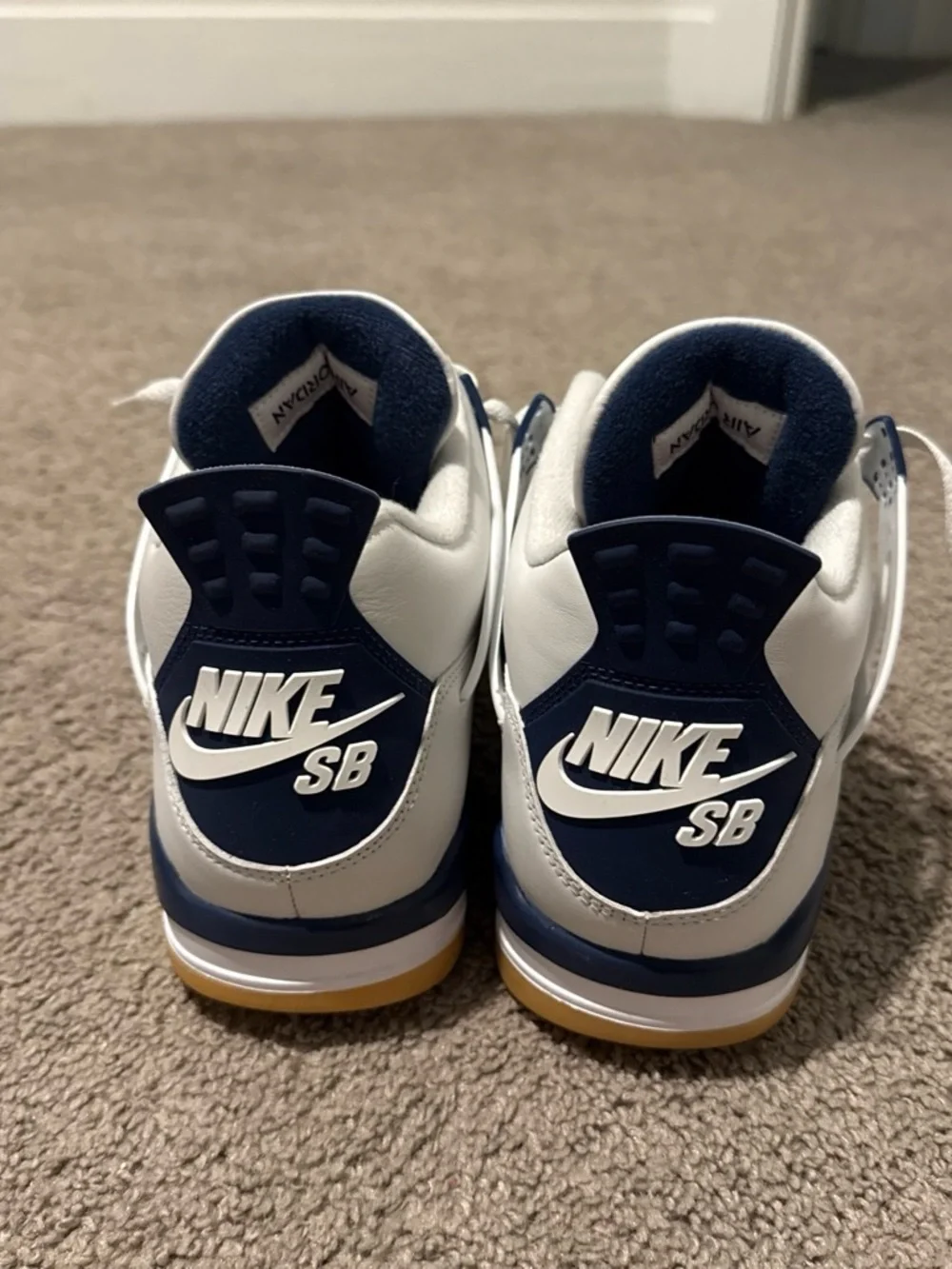 Used Nike SB x Air Jordan 4 Retro SP
